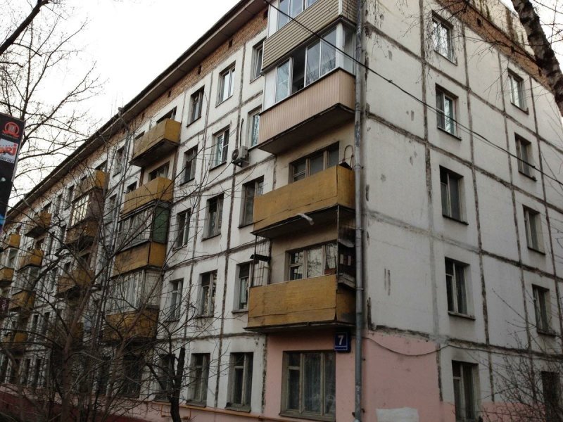 Панельный дом хрущевка