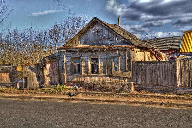 Старый деревенский домик