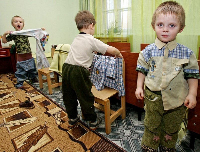 Дети из детского дома