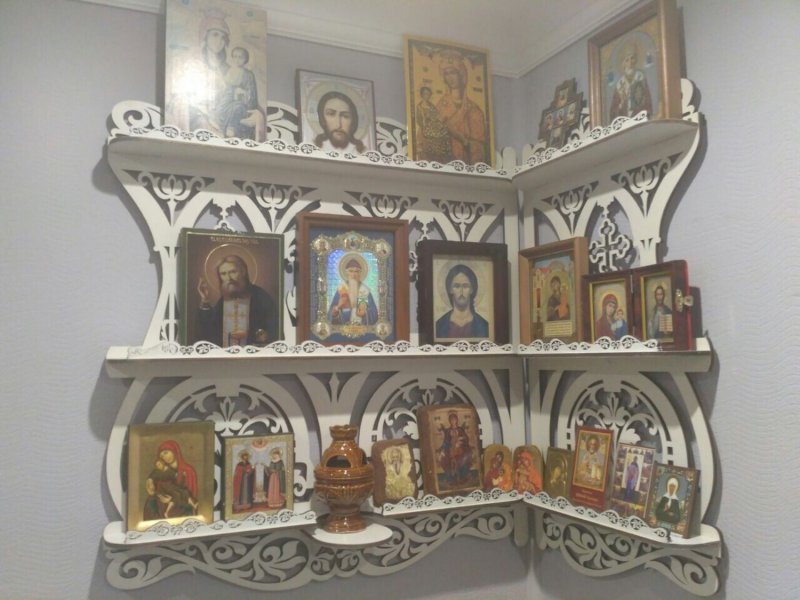 Полочка для икон