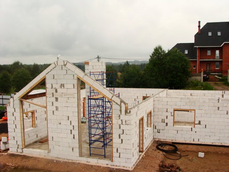 Постройки из газобетона