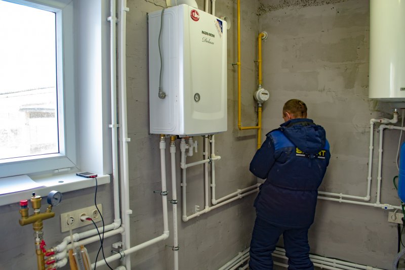 Газовый счетчик на улице