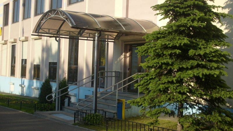 Козырьки административных зданий