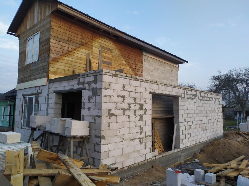 Пристрой к дому из пеноблоков