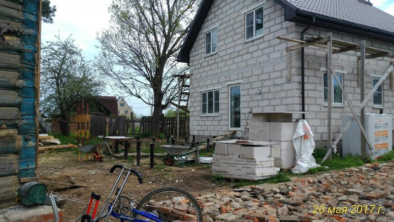 Двухэтажная пристройка из блоков