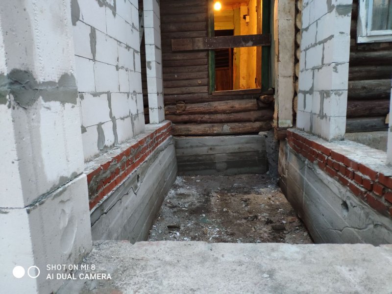 Крыльцо пристройка к дому из кирпича