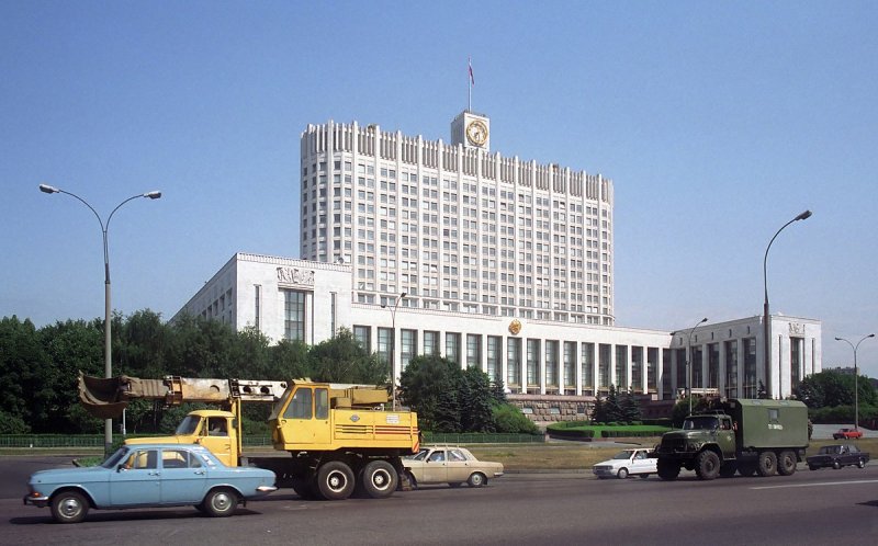 Белый дом (здание правительства РФ В Москве). Архитектор д.н. Чечулин