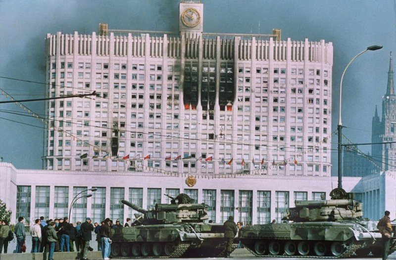 Дом правительства 1993 расстрел белого
