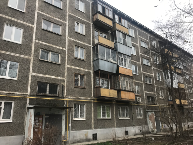 Брежневка кирпичная 5 этажка