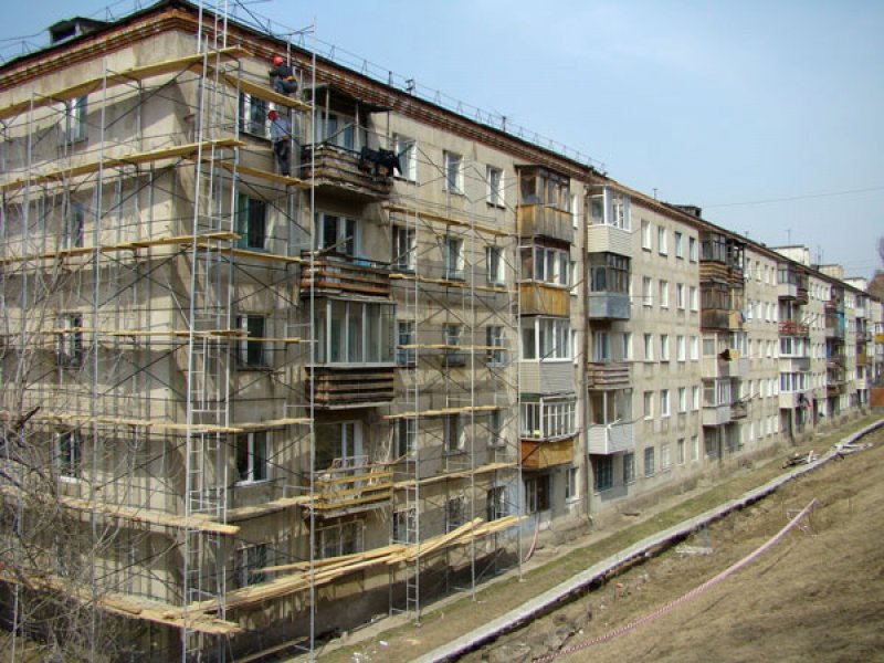 Старый многоэтажный дом