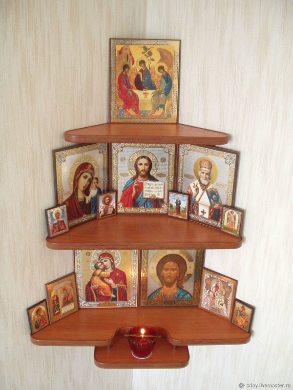 Полочка для икон угловая