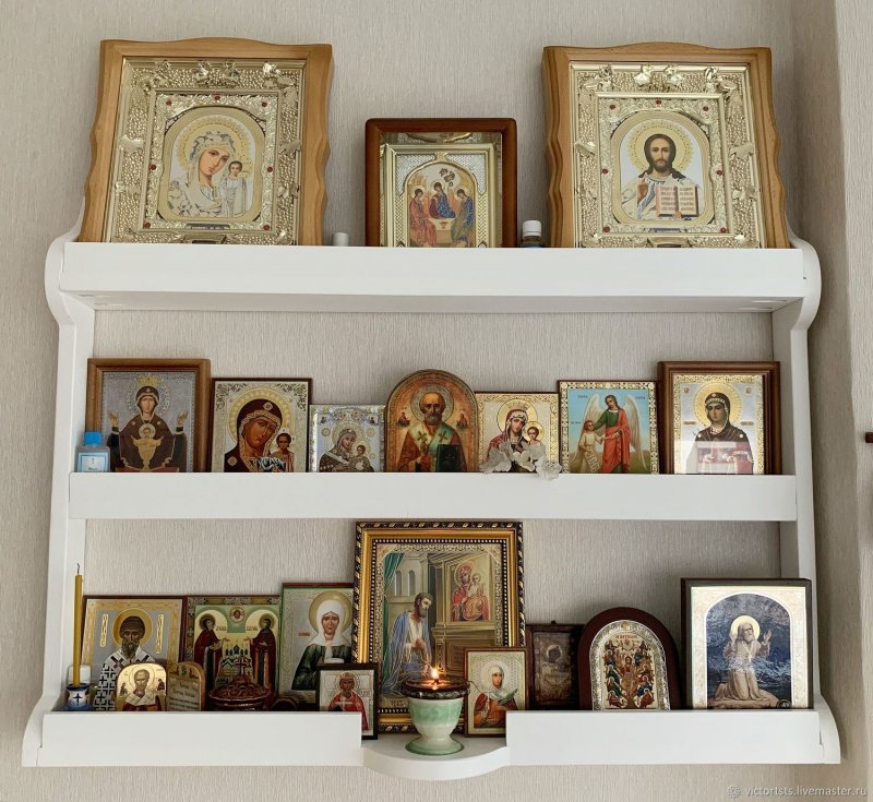 Иконная полка