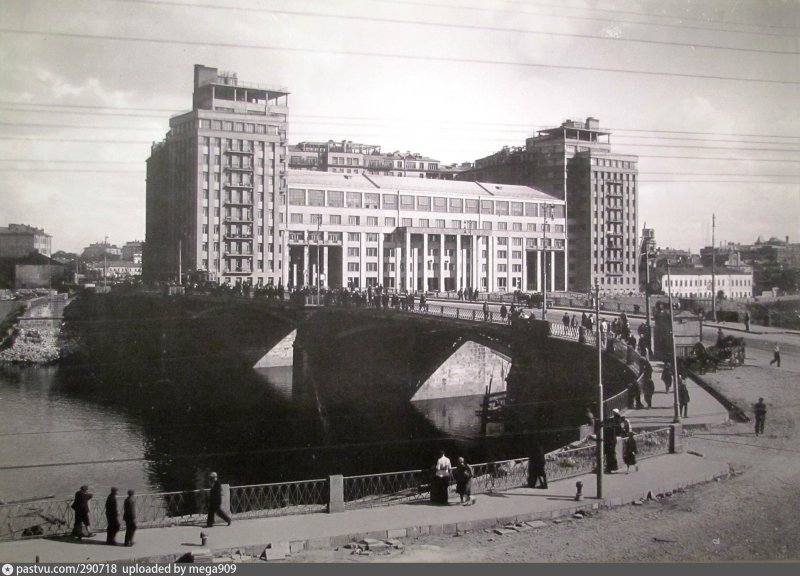 Дом правительства 1930
