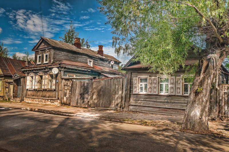 Старый деревянный дом