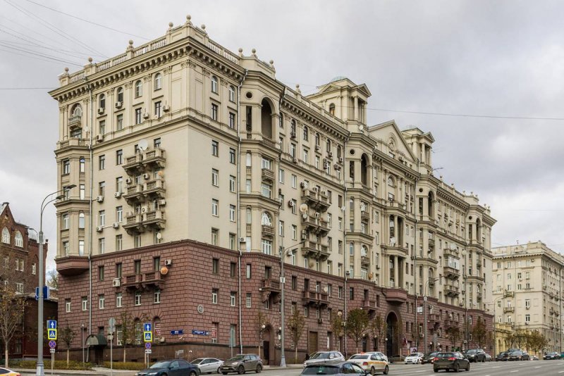 Москва Земляной вал 46