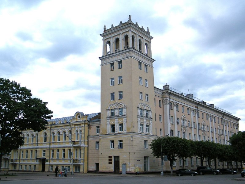 Сталинские постройки