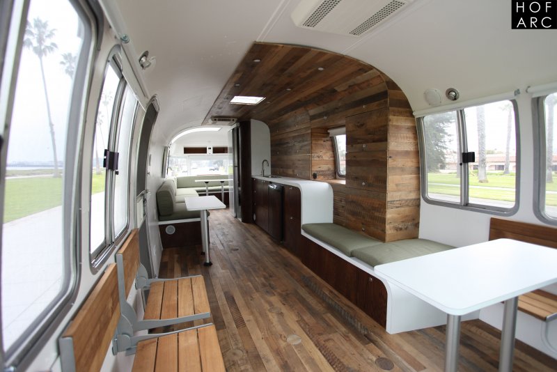 Airstream фургон