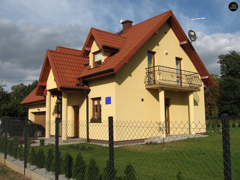 Кукушки на мансарде из кирпича