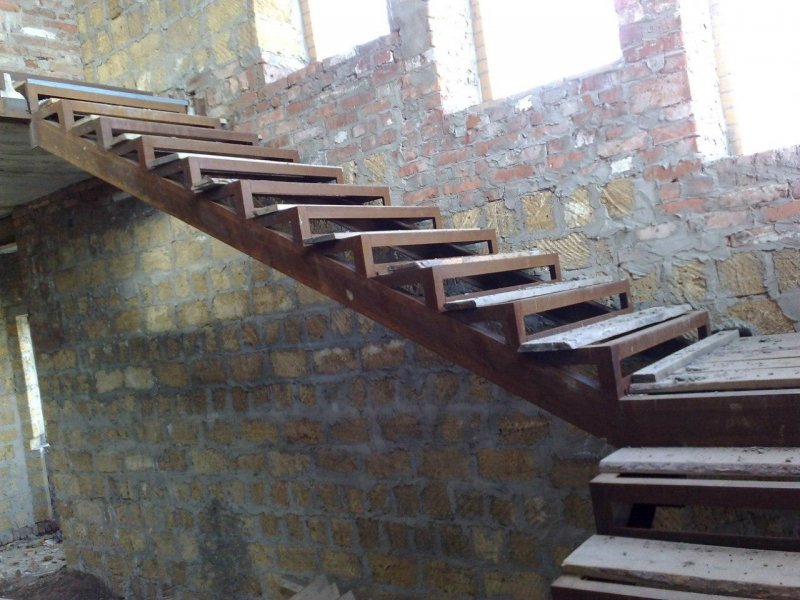 Лестницы металлические сварные