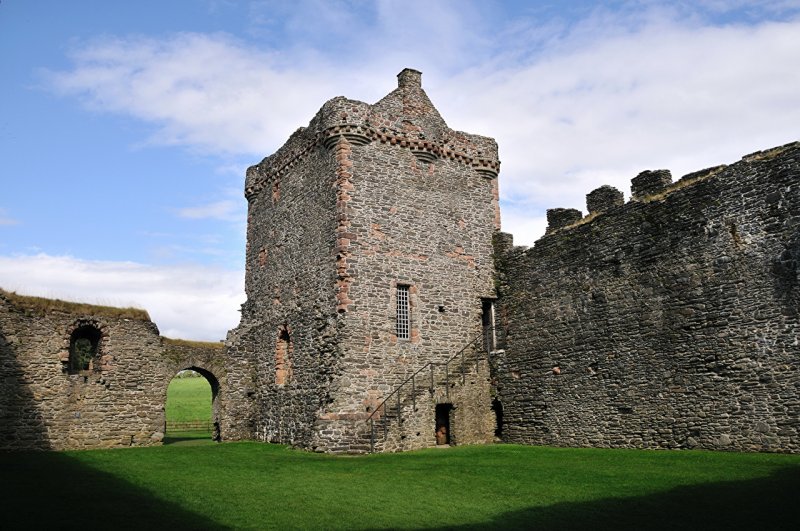 Stone Castle (каменный замок)