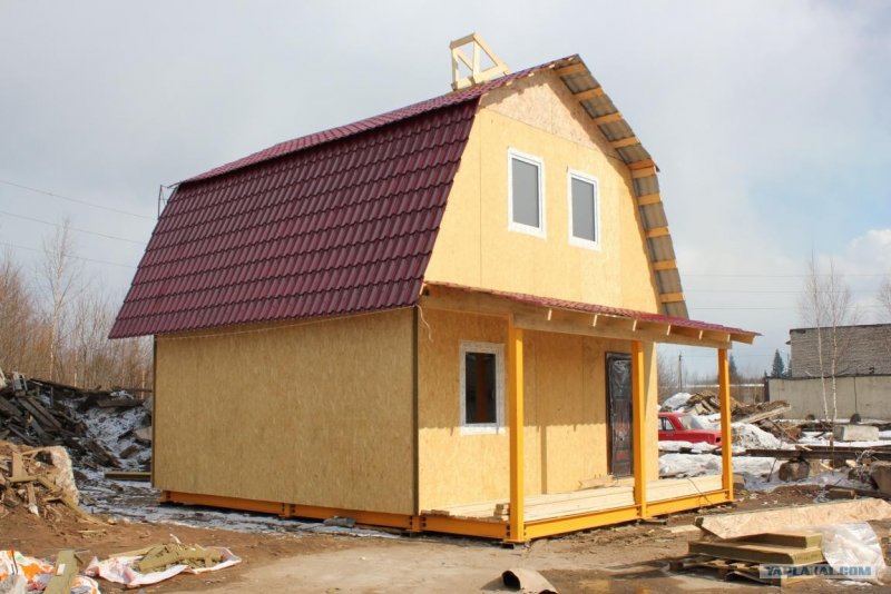 Дачный домик из панелей