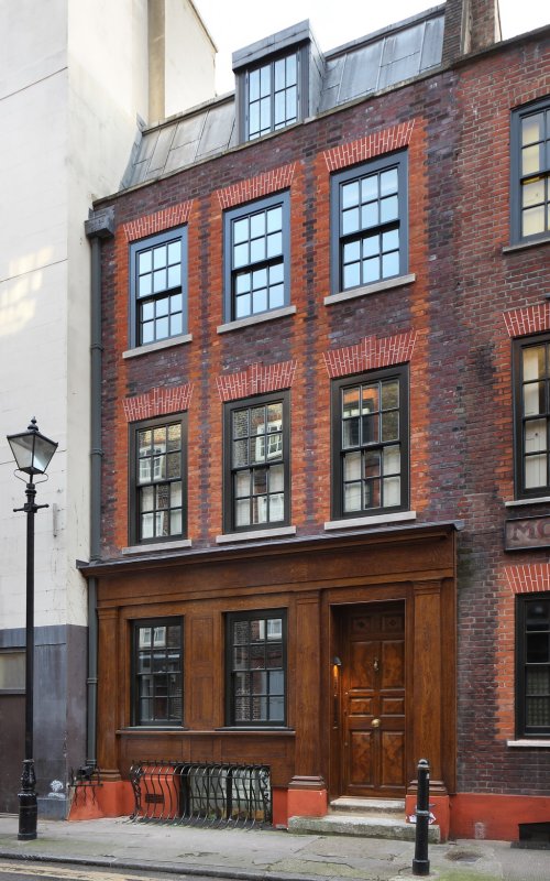 Рядный дом в георгианском стиле. Downing Street, London