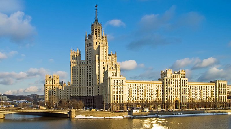 Высотка на Фрунзенской набережной