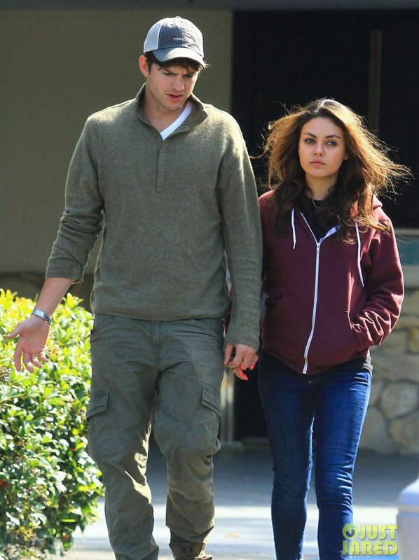 Mila Kunis and Ashton Kutcher