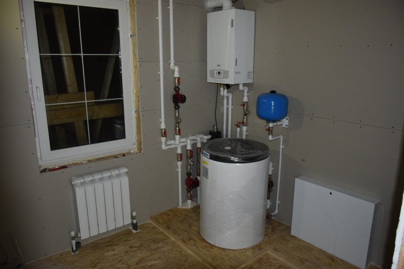 Газовый котел Baxi с бойлером