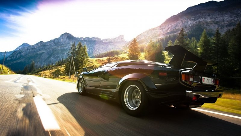 Машина SSC Ultimate Aero