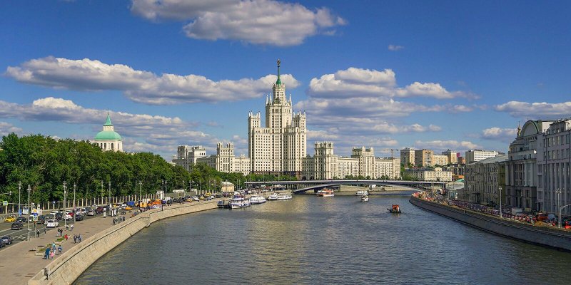 Жилой дом на Котельнической набережной