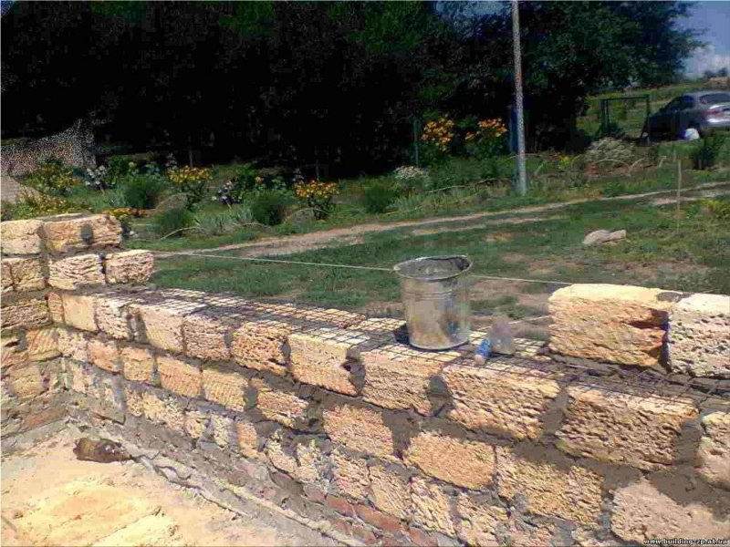 Современные коттеджи из ракушечника