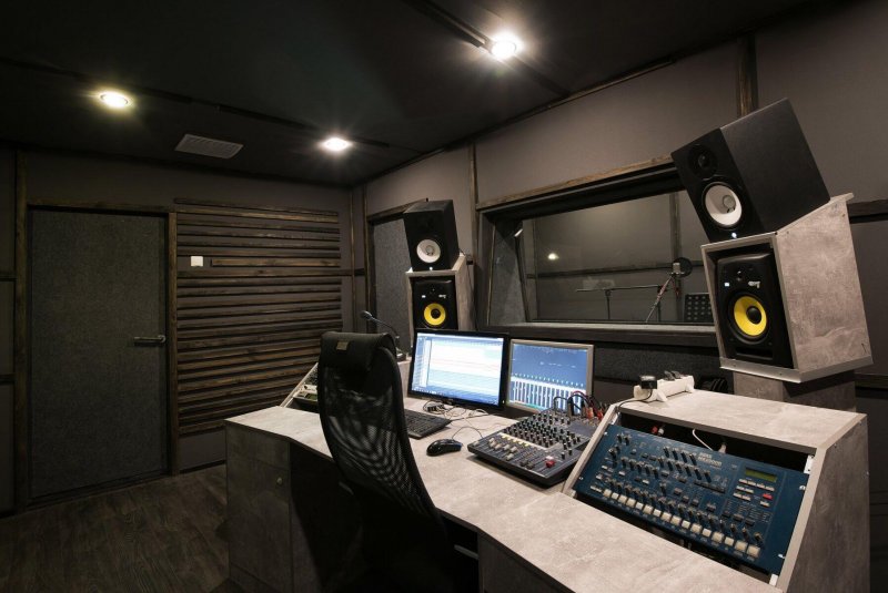 Студия звукозаписи Music Studio