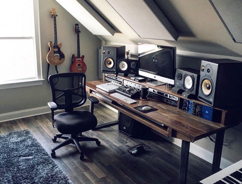 Yamaha hs8 in Studio