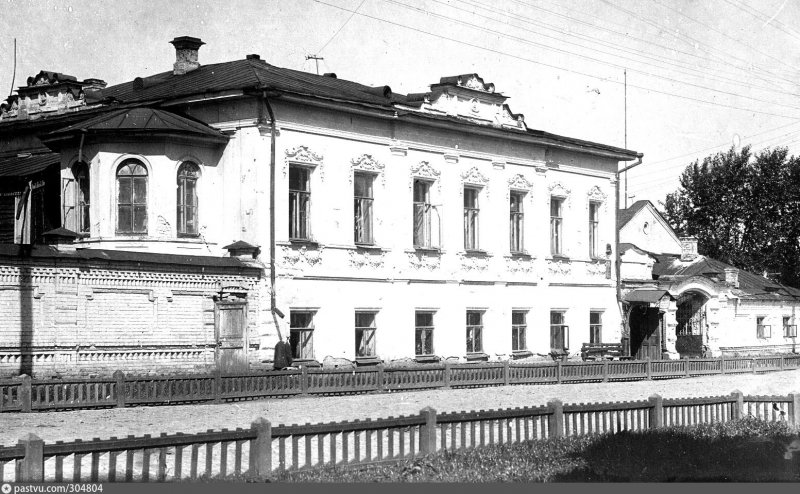 Дом дворец Новорижское шоссе 5