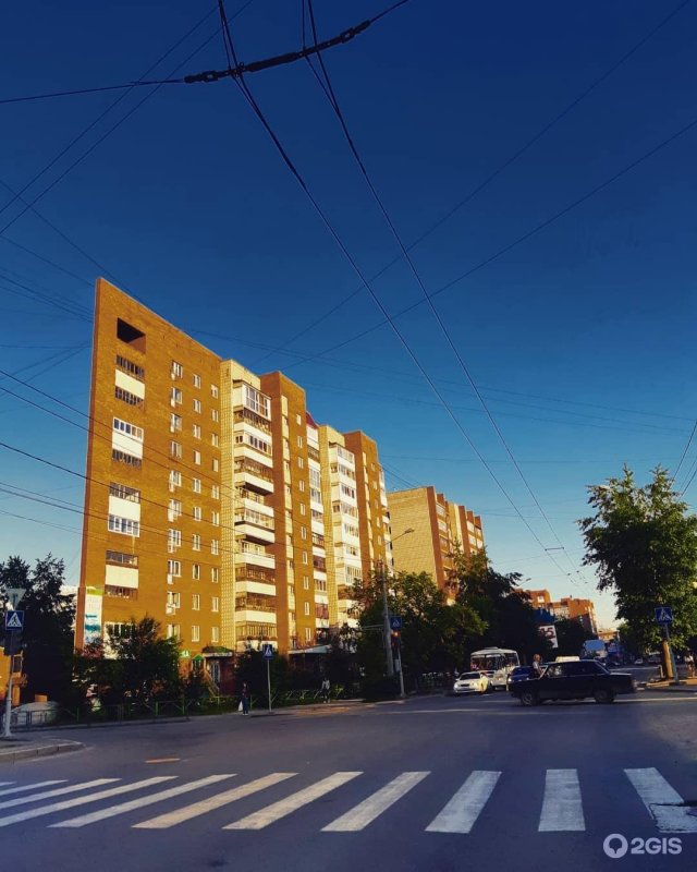 Дом утюг в Санкт-Петербурге на Фонтанке