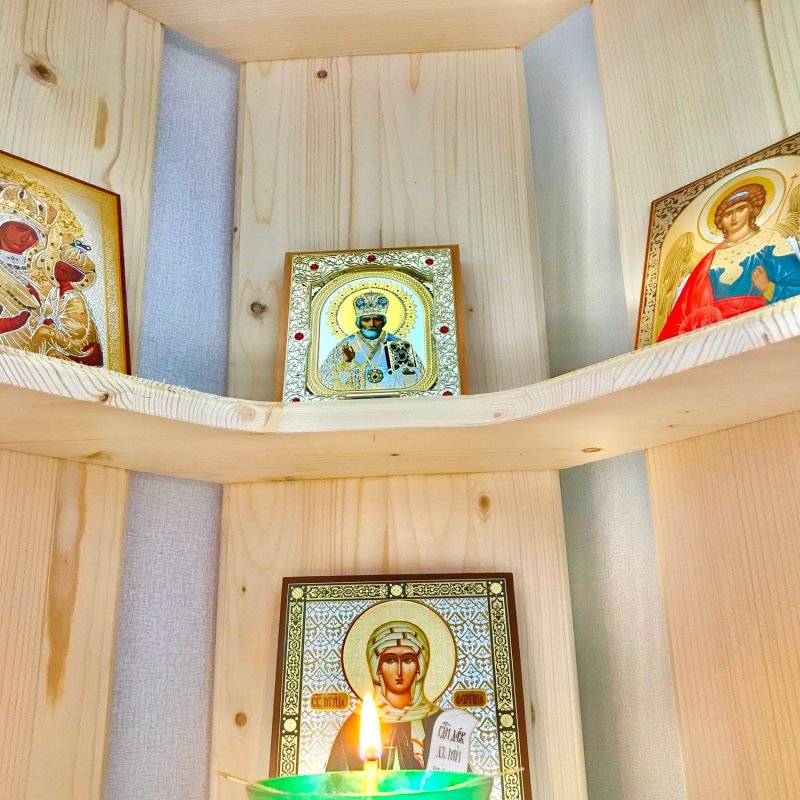Иконостас домашний белый