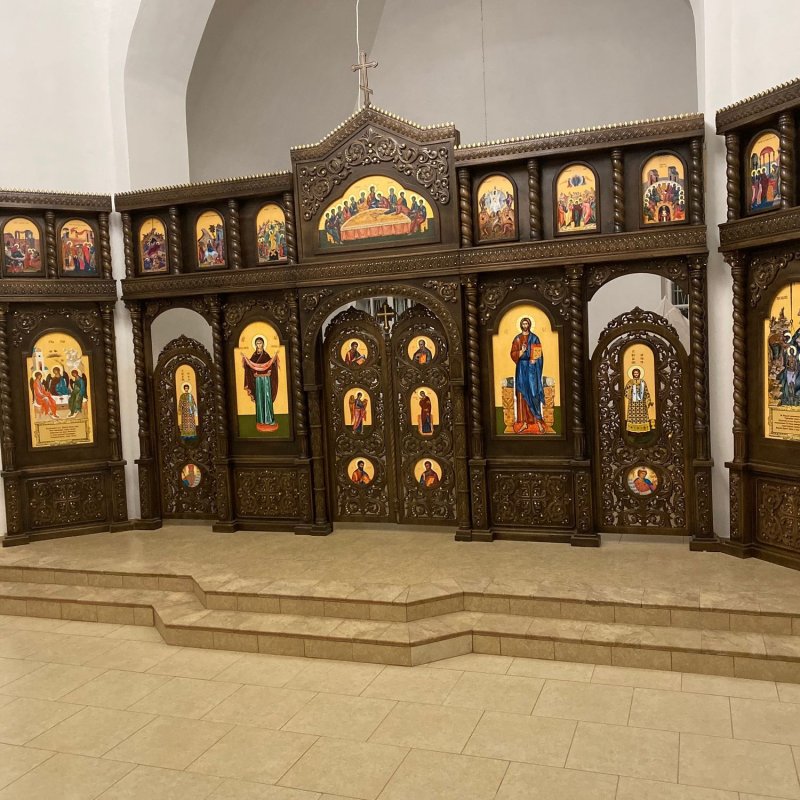 Угловые полки для экон
