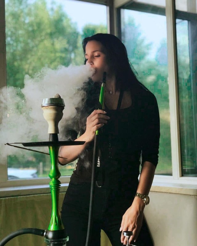 Кальянная за 100 тысяч рублей