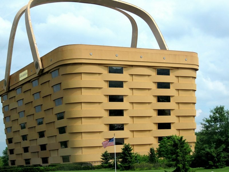 Longaberger Basket Company внутри