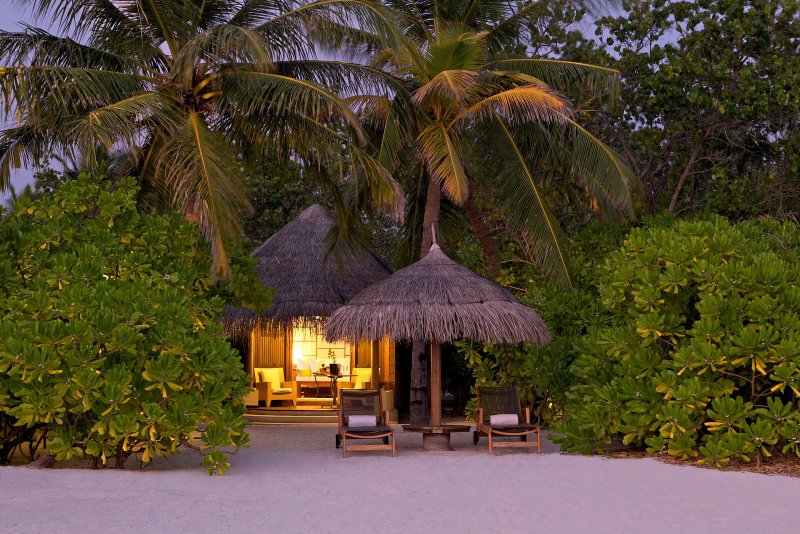 Kanuhura Beach Villa