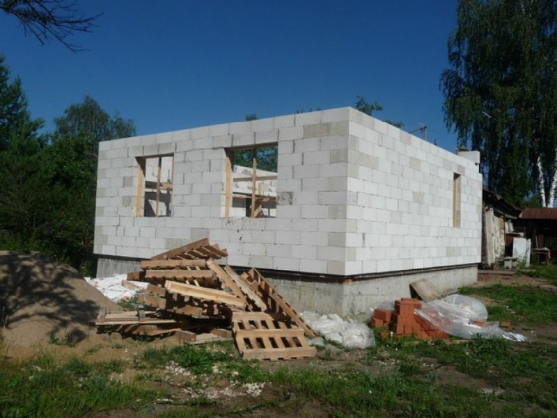 Небольшие постройки из газоблока