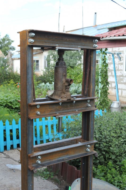 Ручной пресс из домкрата