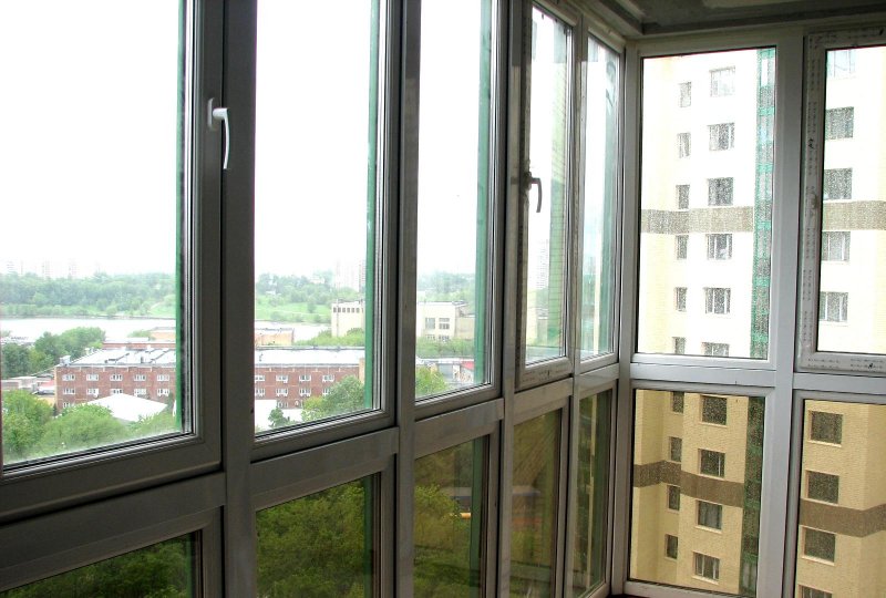 Рехау панорамное остекление балкона