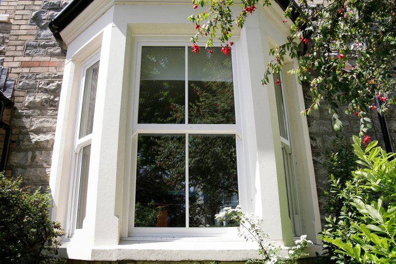 Bay Window Slide