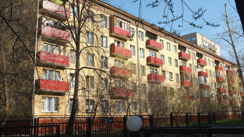 Панельный дом хрущевка