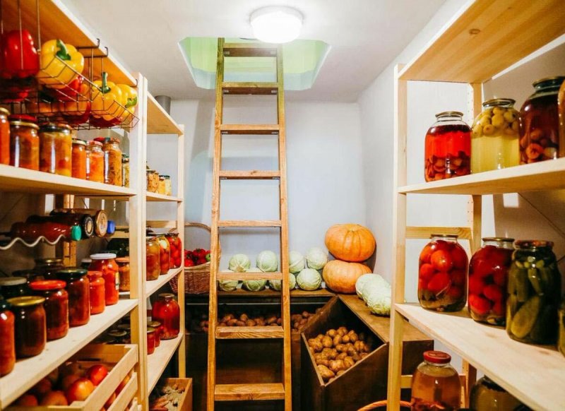 Шкаф для хранения продуктов питания