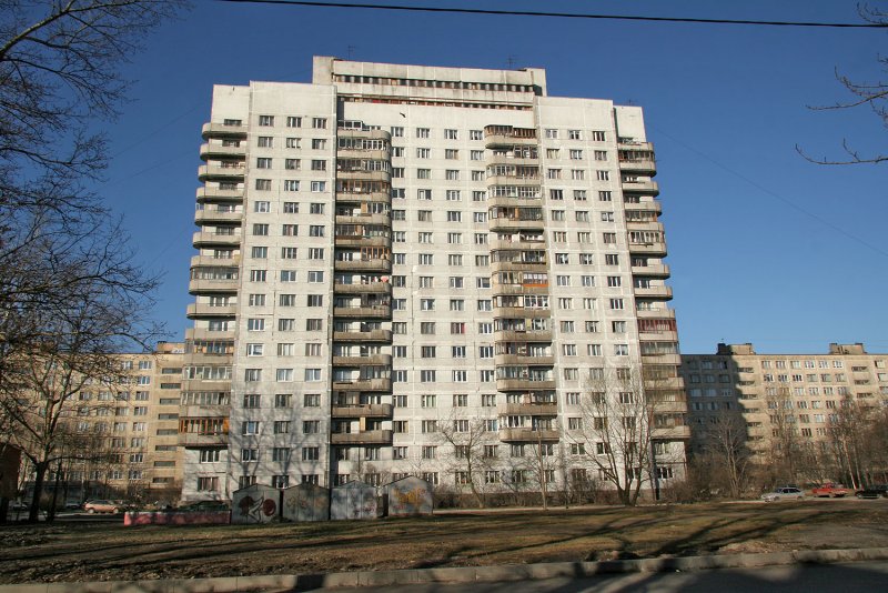 Первый дом 137 серии на Белградской улице