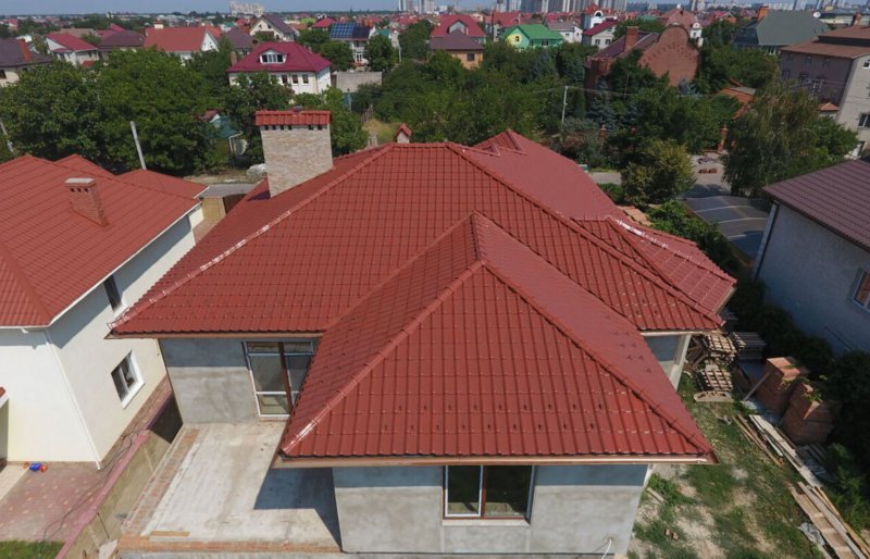 Металлочерепицы типа Decra Tile