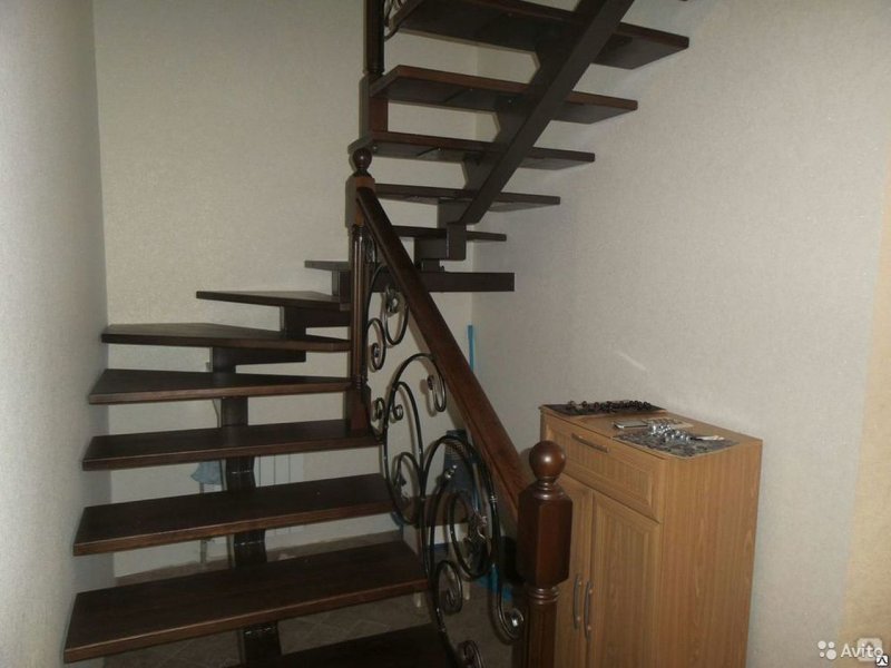 Отделка лестни